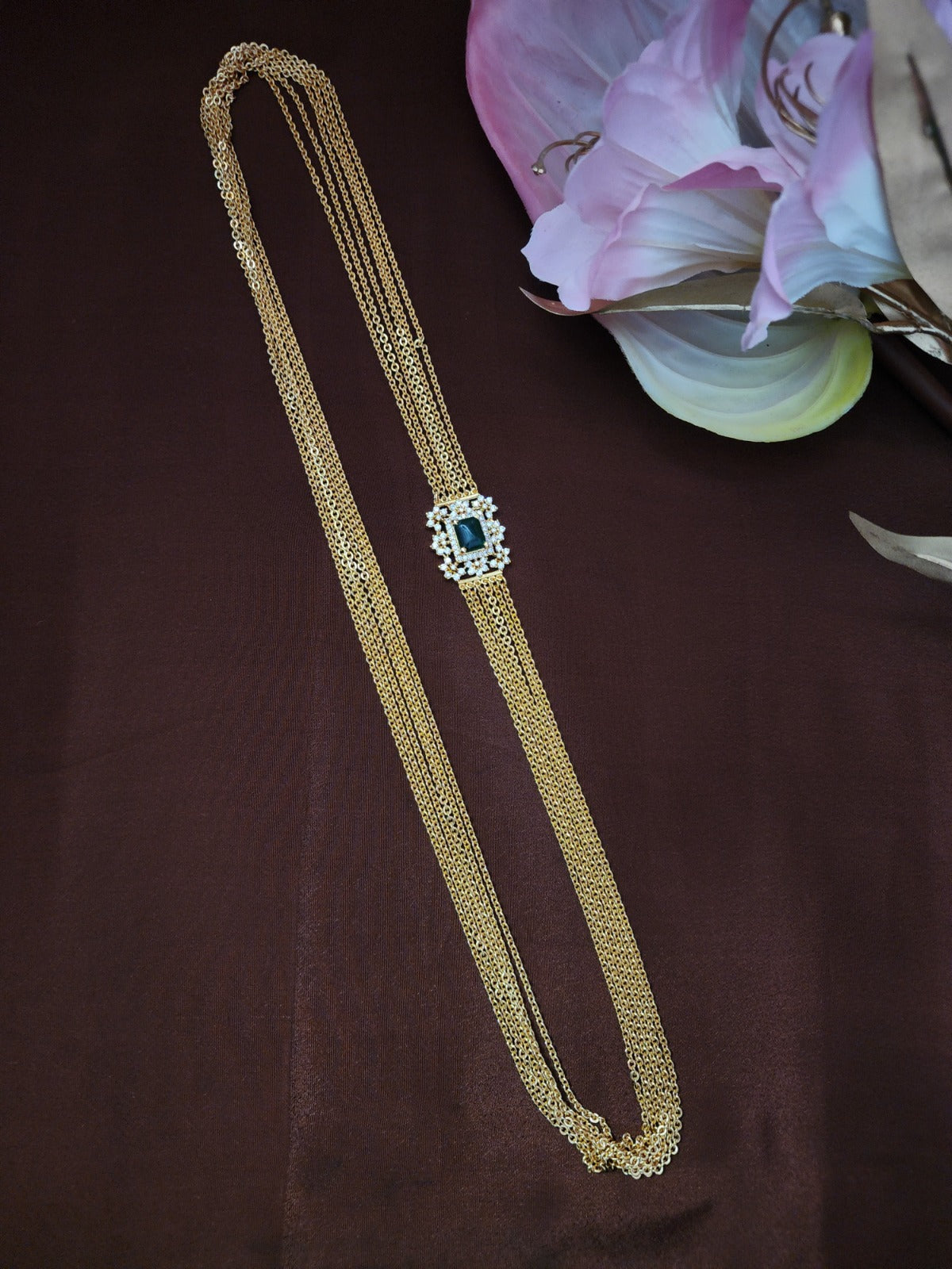 Chandra Haram and Mugappu chain