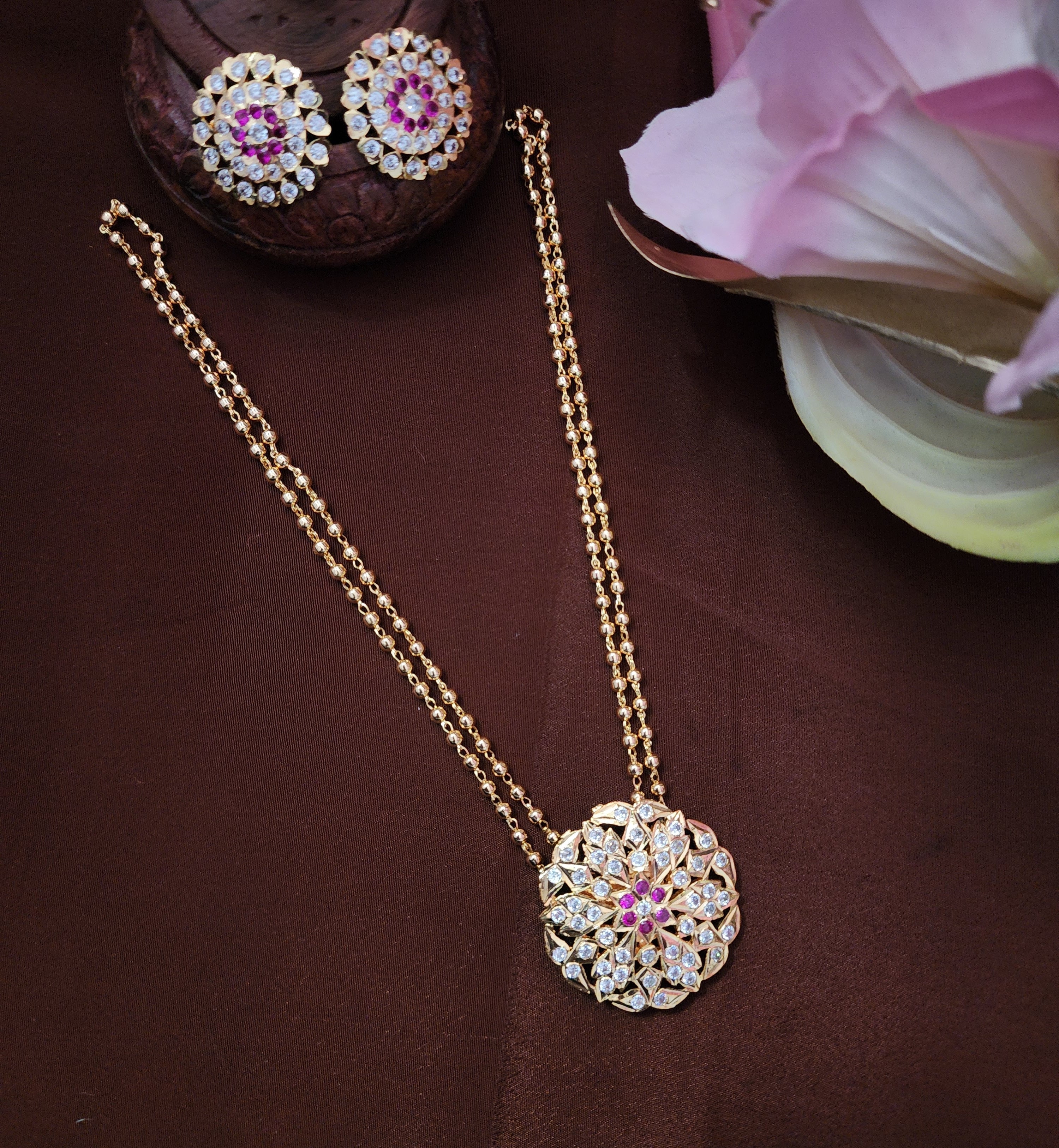 2 layer impon ball Necklace