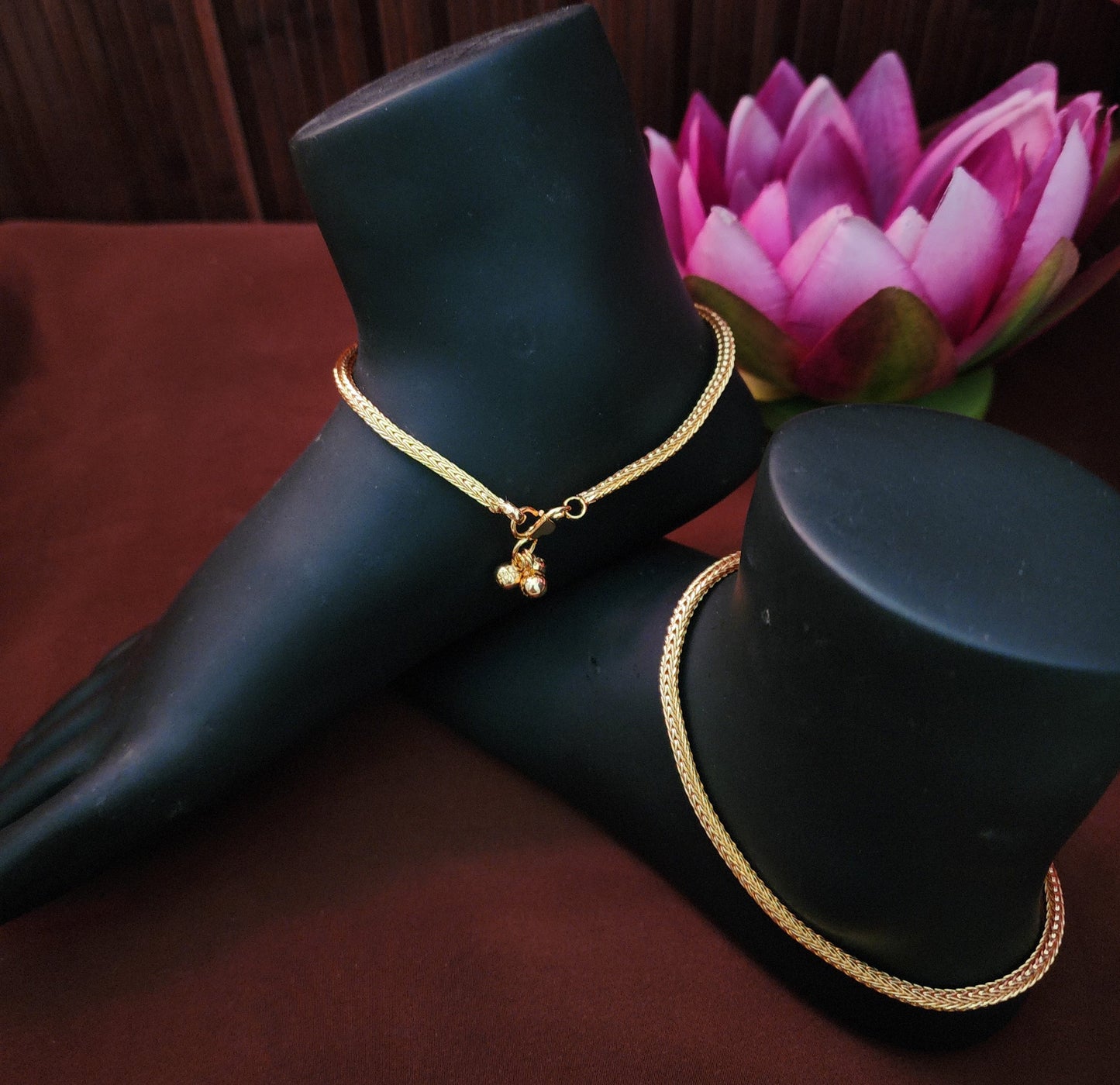 Saradu pattern Anklets