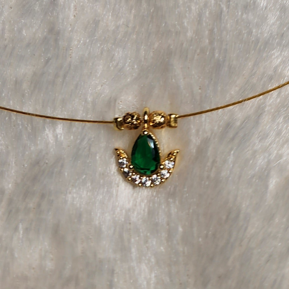 Invisible green stone neck chain