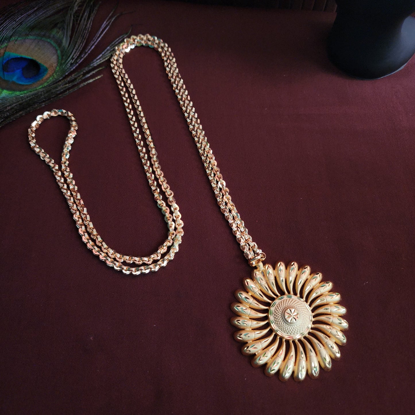 36-inch Forming Dollar Chain