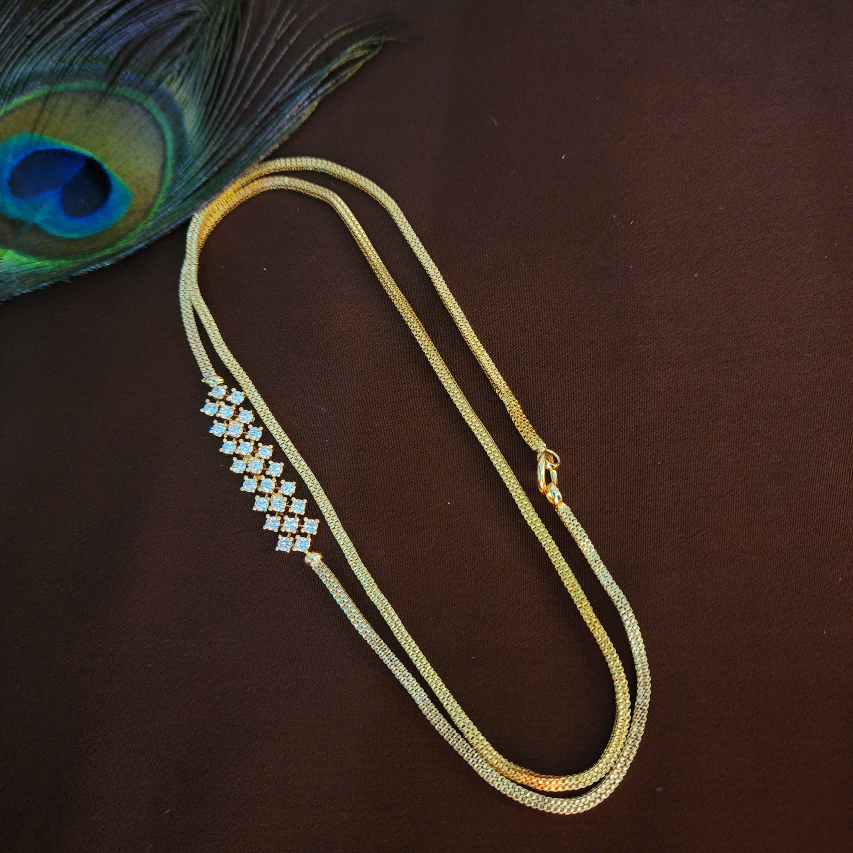 White stone Mogapu chain