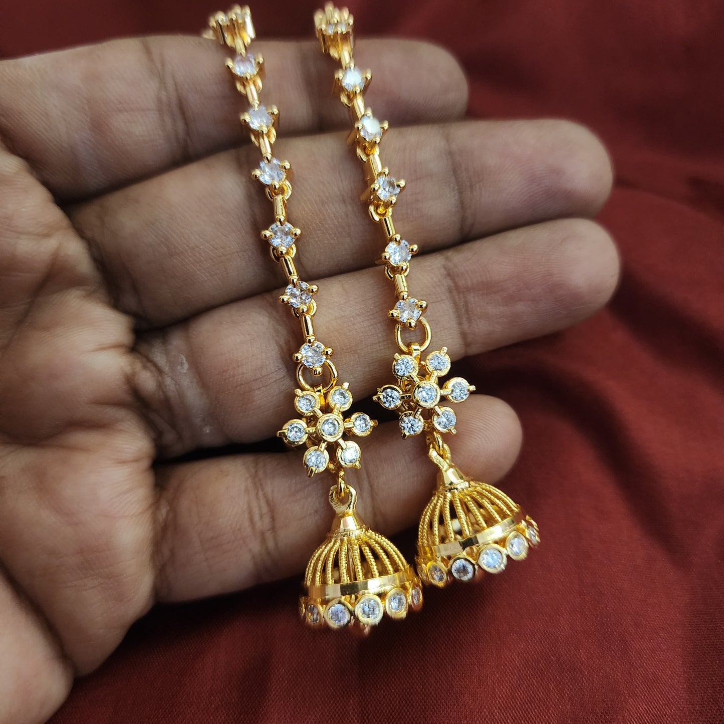 Earing with mattal