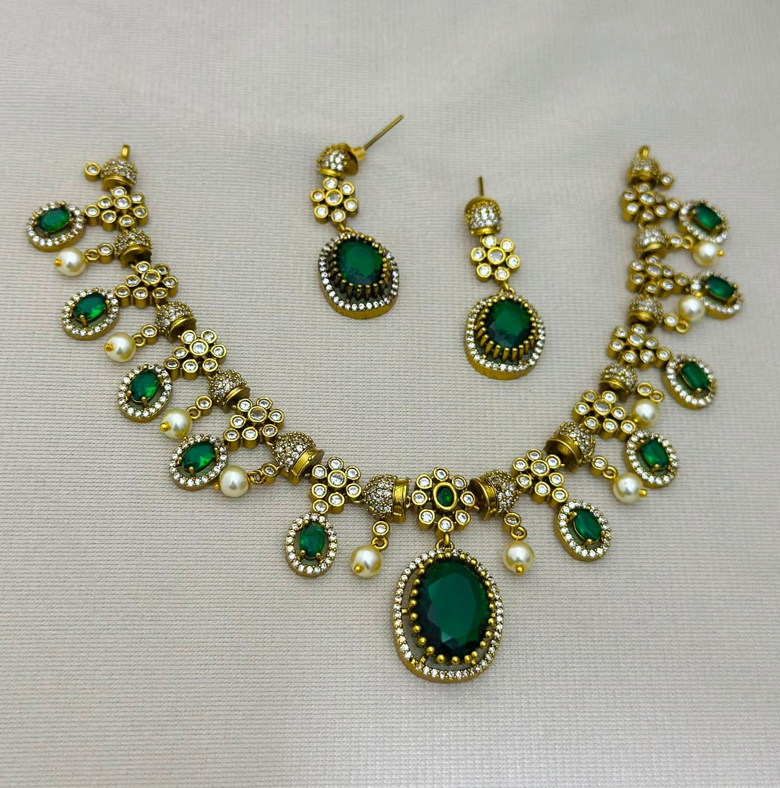 Green stone Necklace