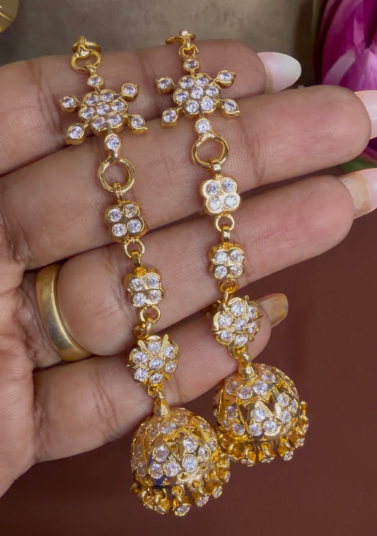 Vasundhara Vintage Ear set