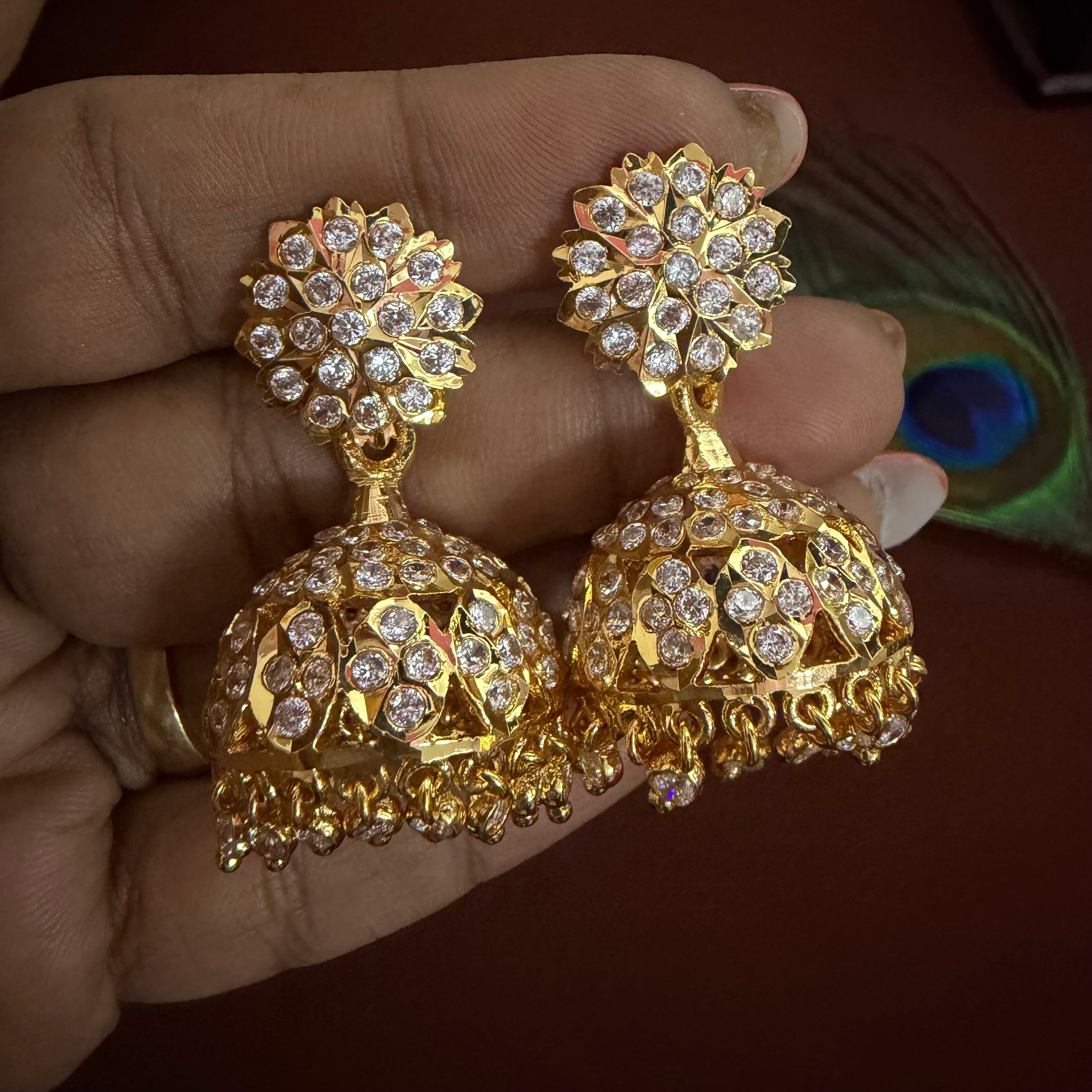 Signature Size white stone Jimikki