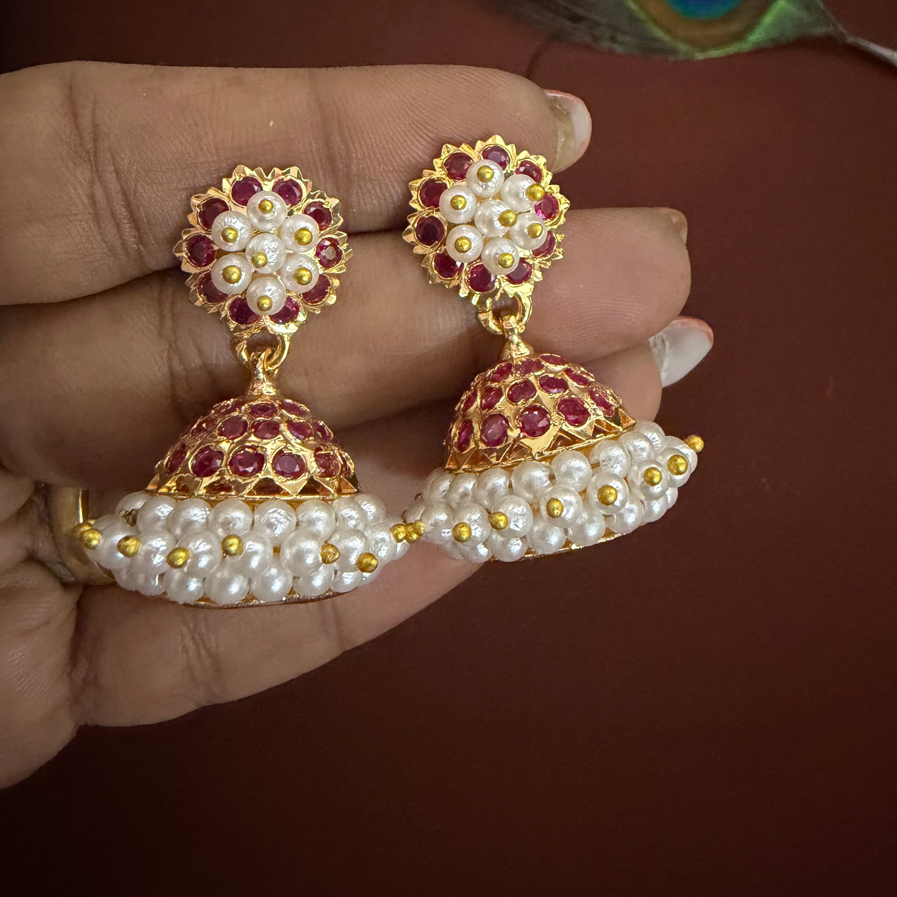 Big Ruby white pearl earring