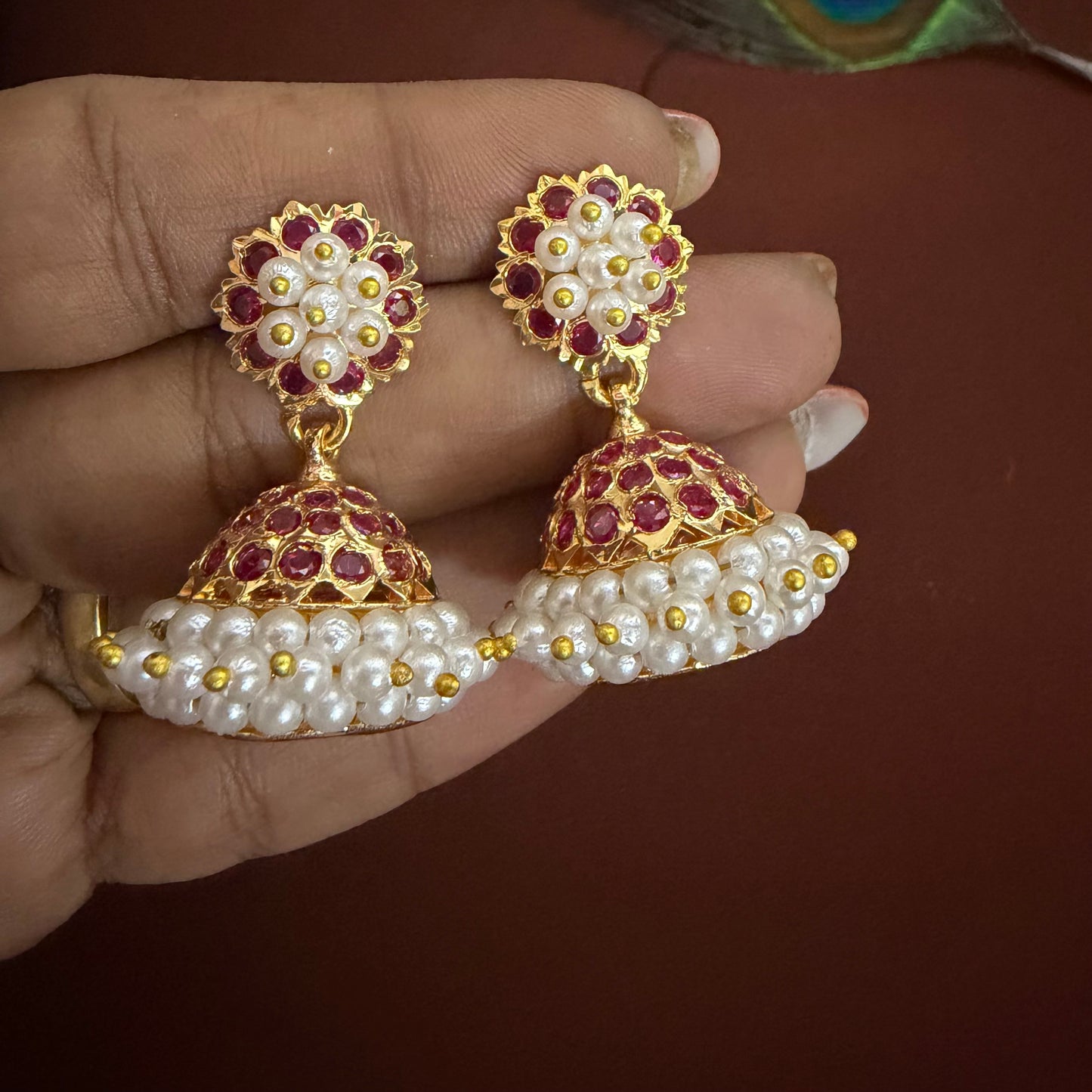 Big Ruby white pearl earring
