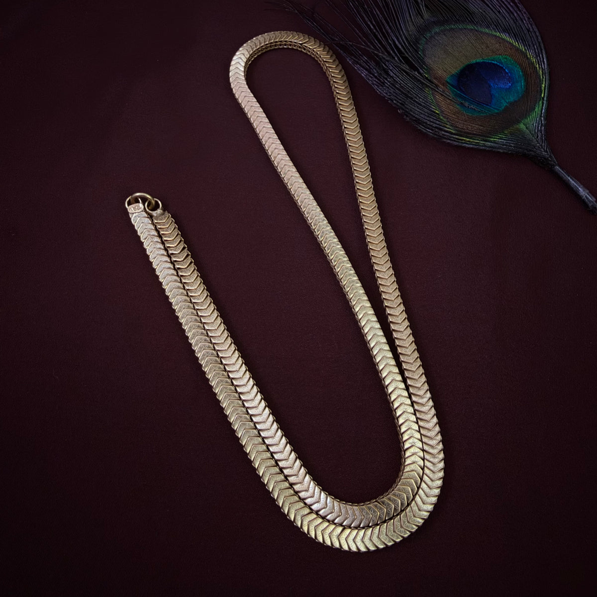 Unique chain for men and women