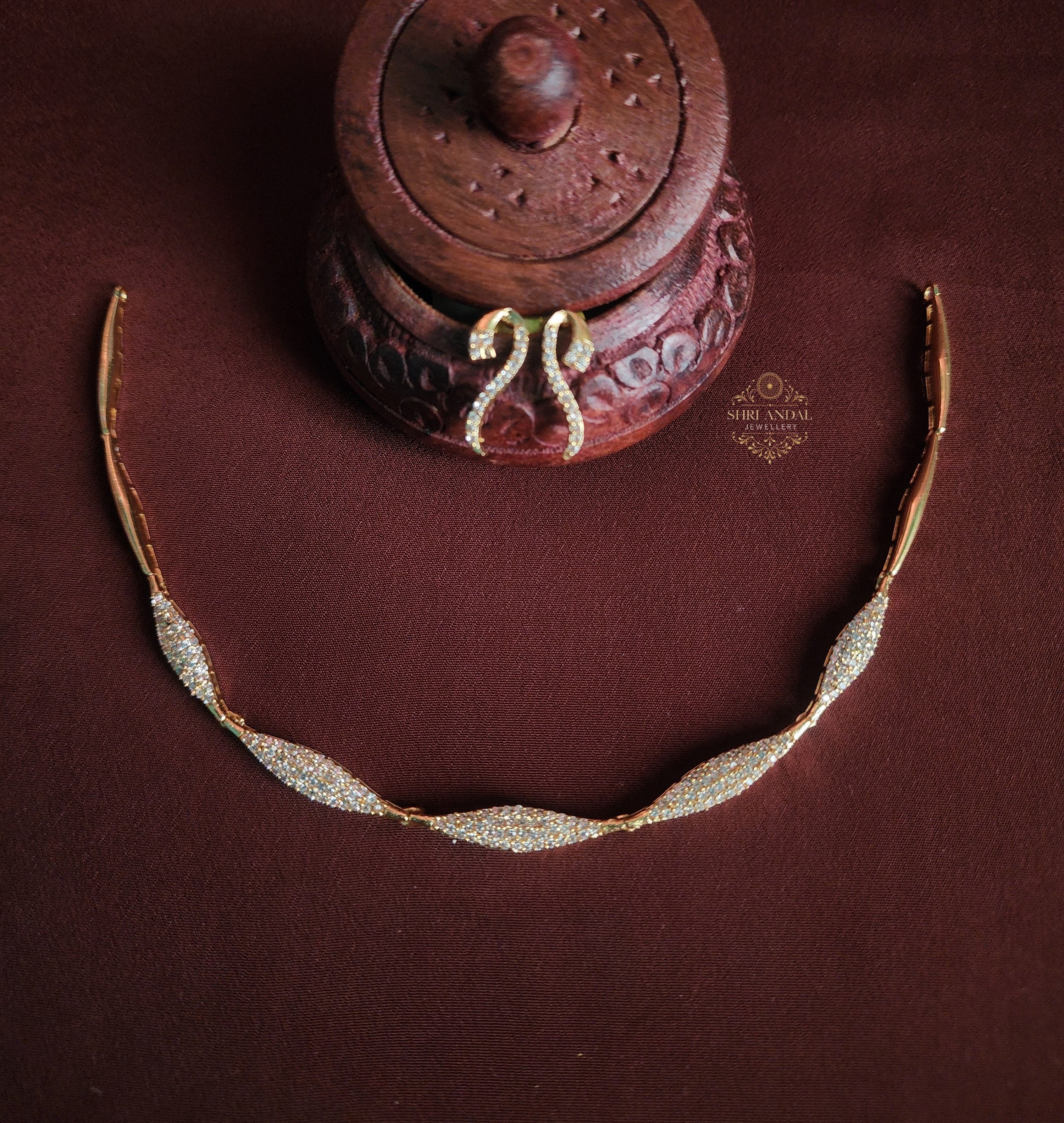 White stone Necklace