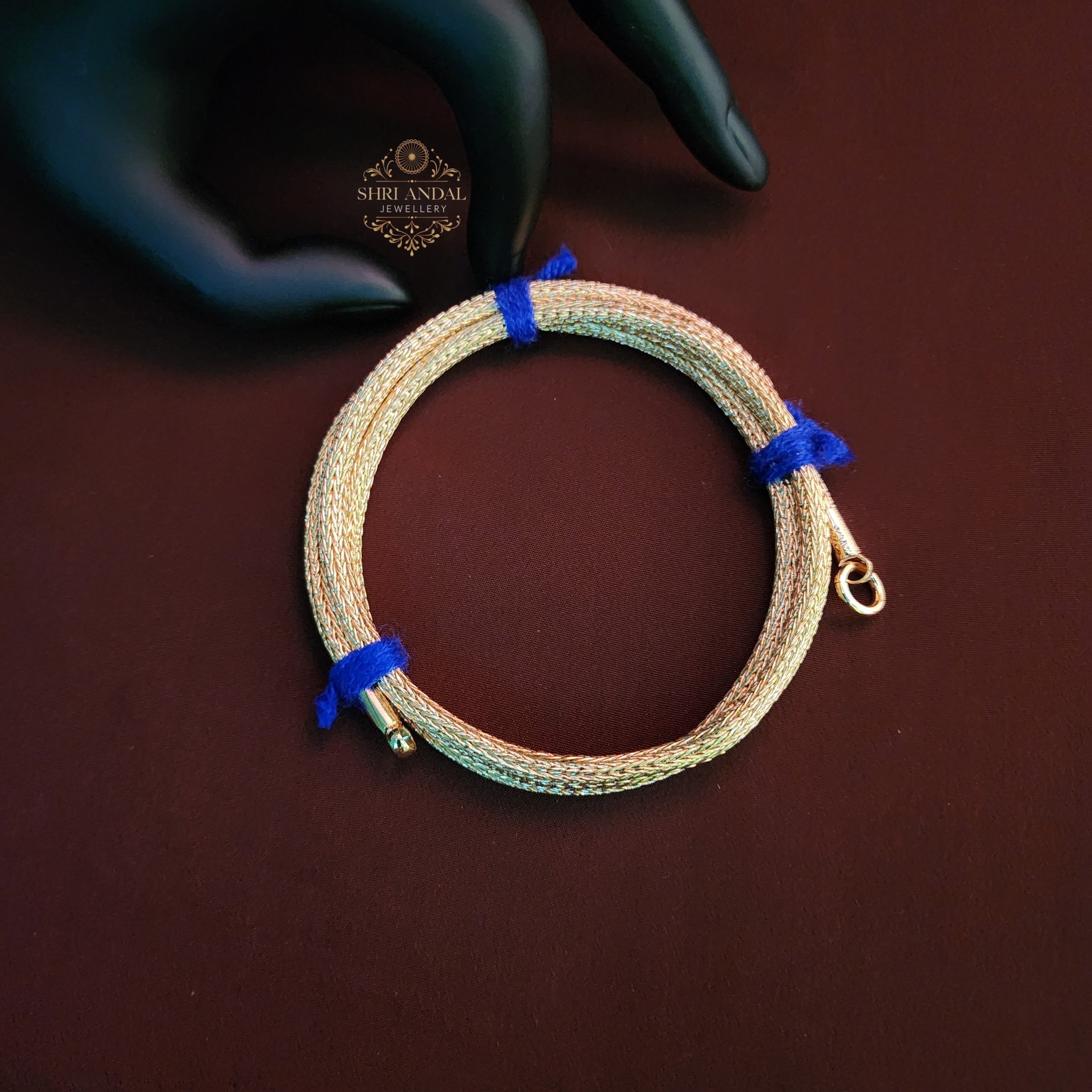 Pinnal saradu thali kodi