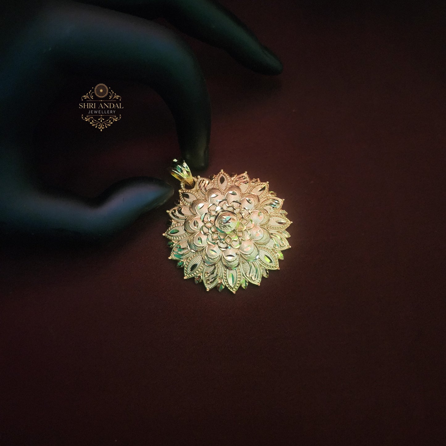 Flower Forming dollar chain