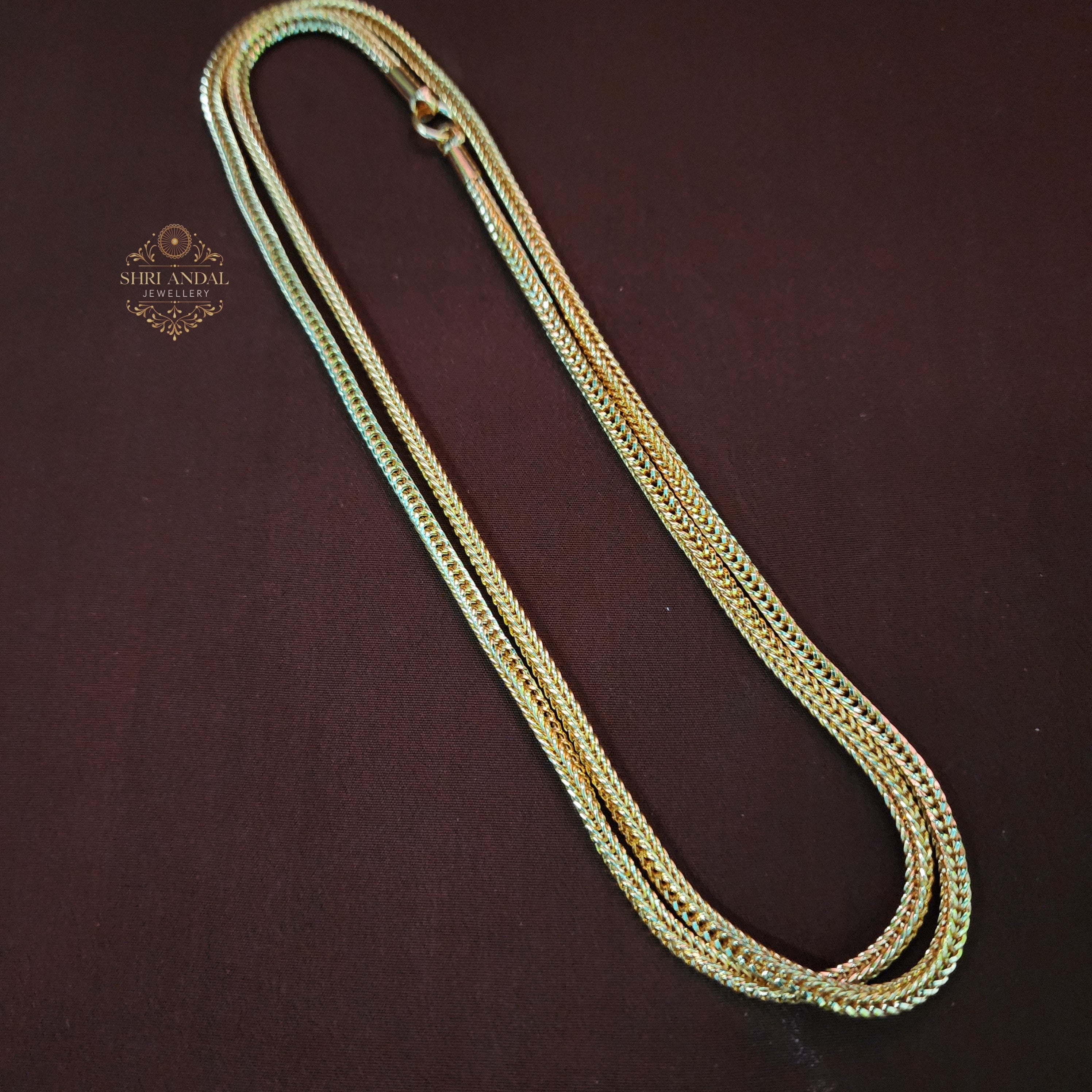 24-inch Square saradu