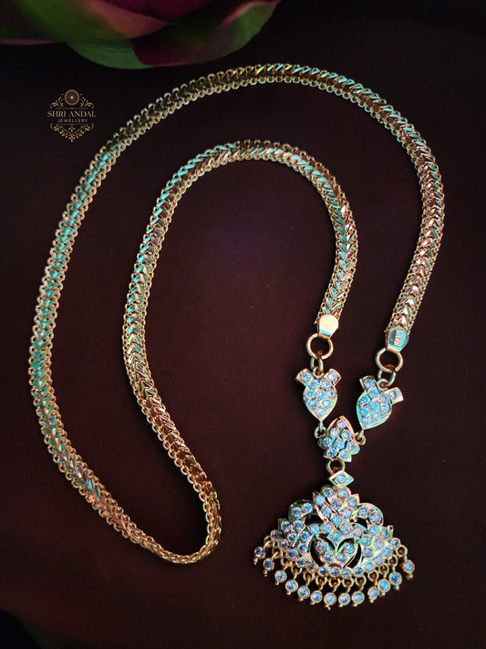 Attigai pattern impon Dollar chain