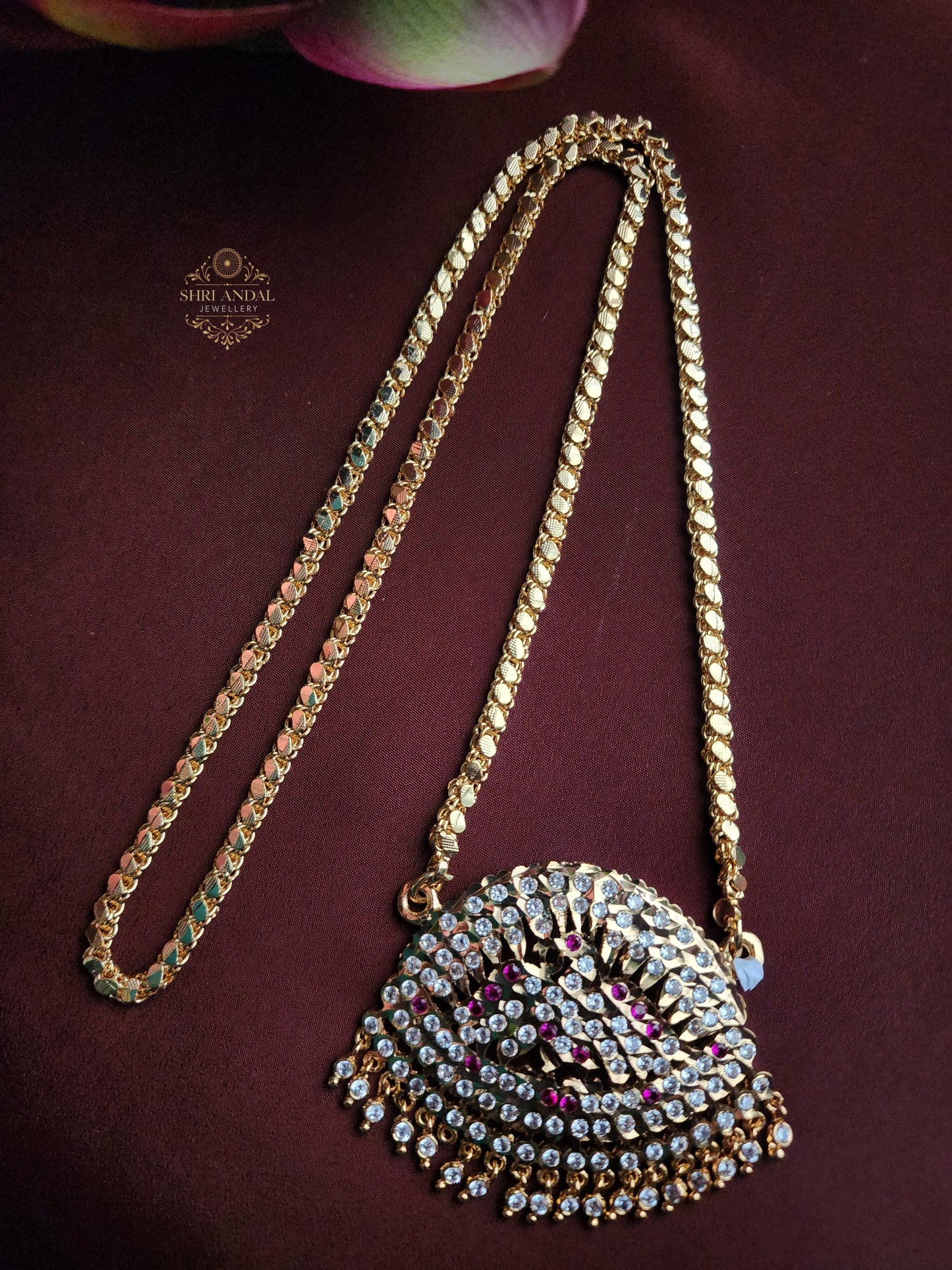 24-inch Peacock impon Dollar chain