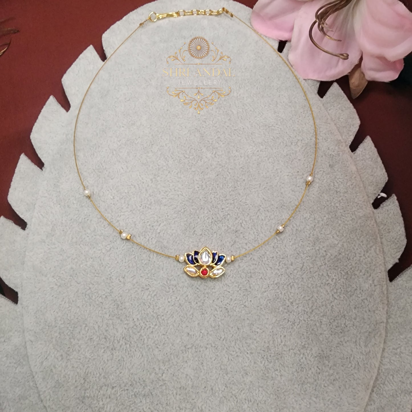 Blue lotus invisible Neck chain