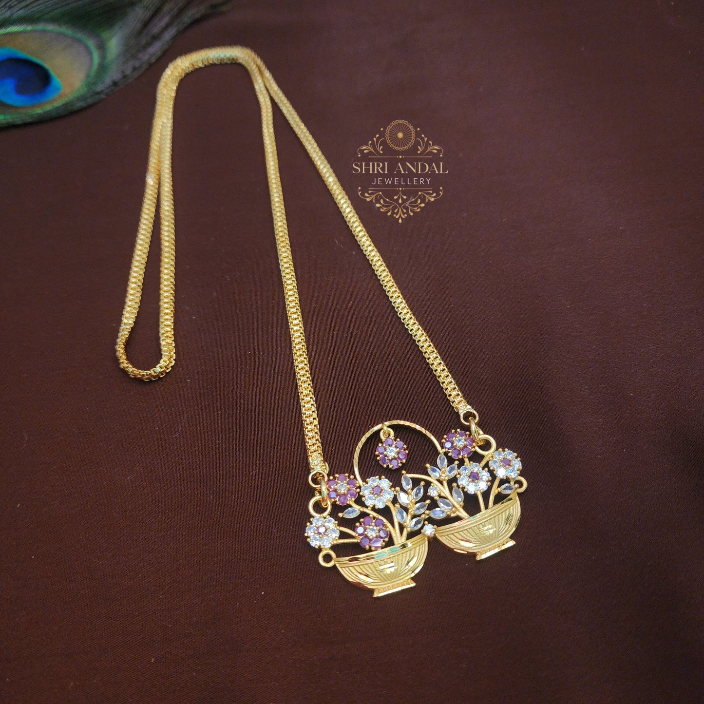 2 basket Dollar Chain Ruby white