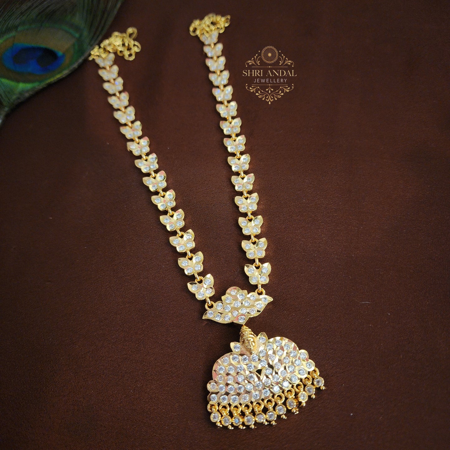 Lakshmi white Middle Haram