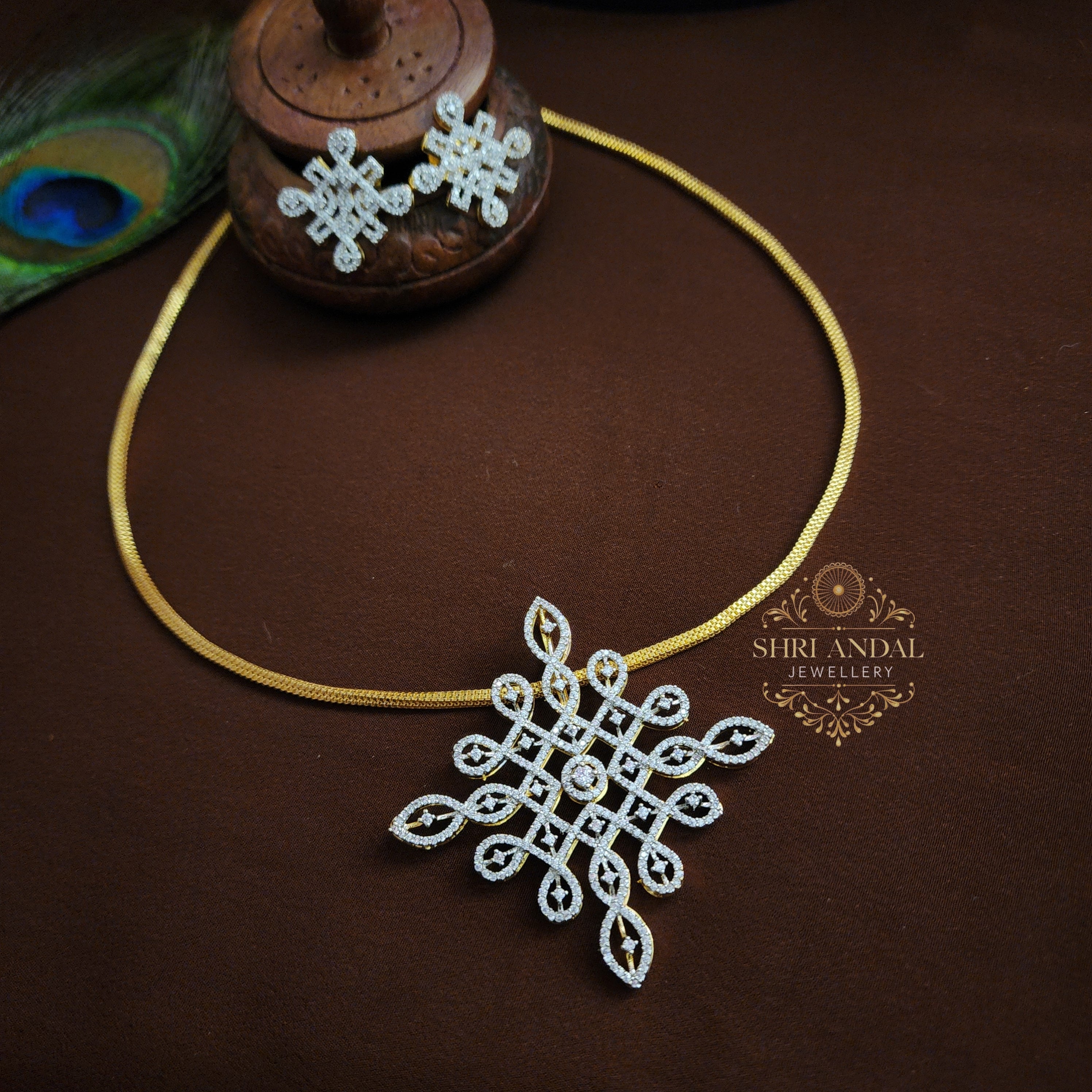 Dimond look kolam pendent 2
