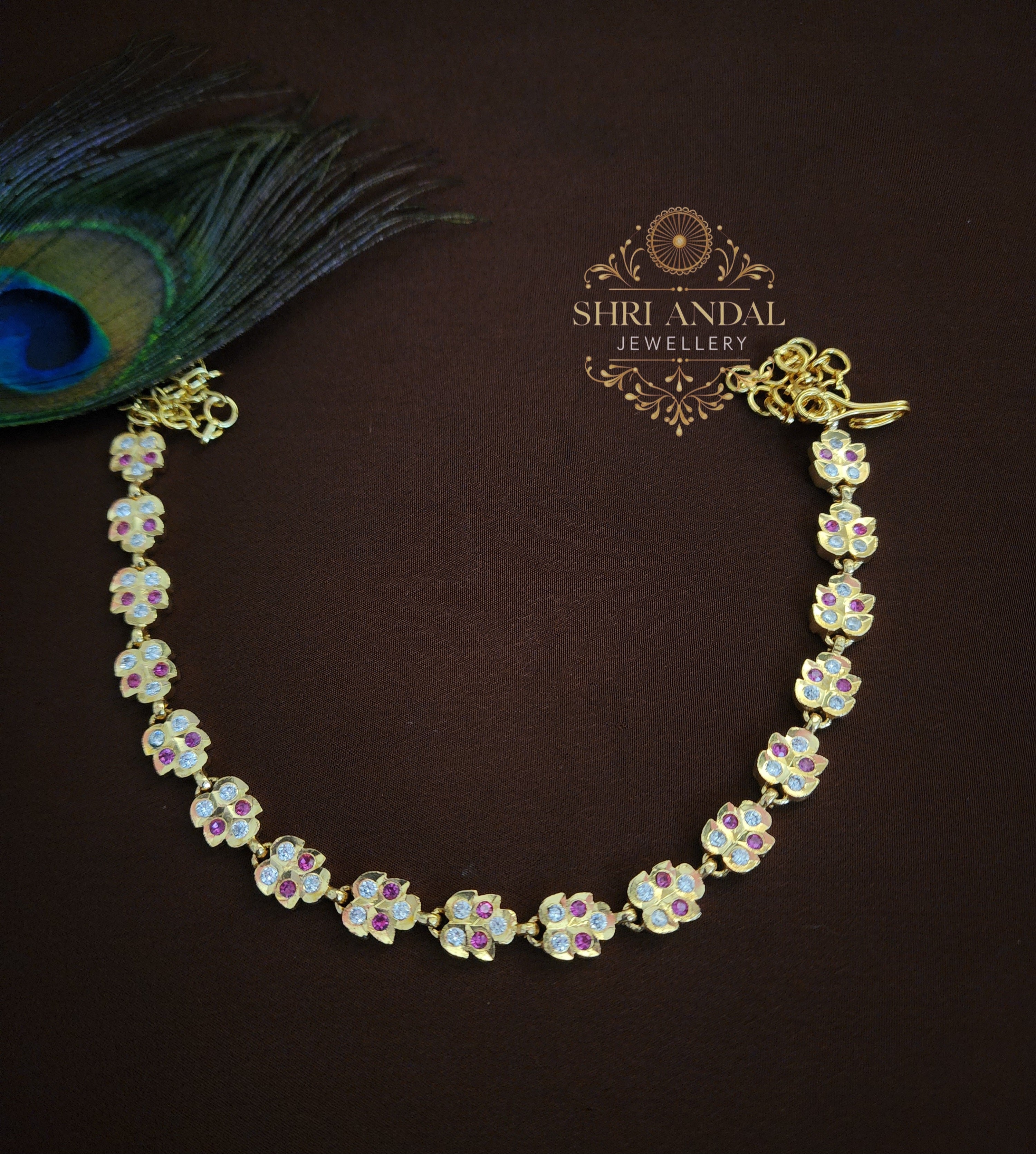 Elite impon Necklace
