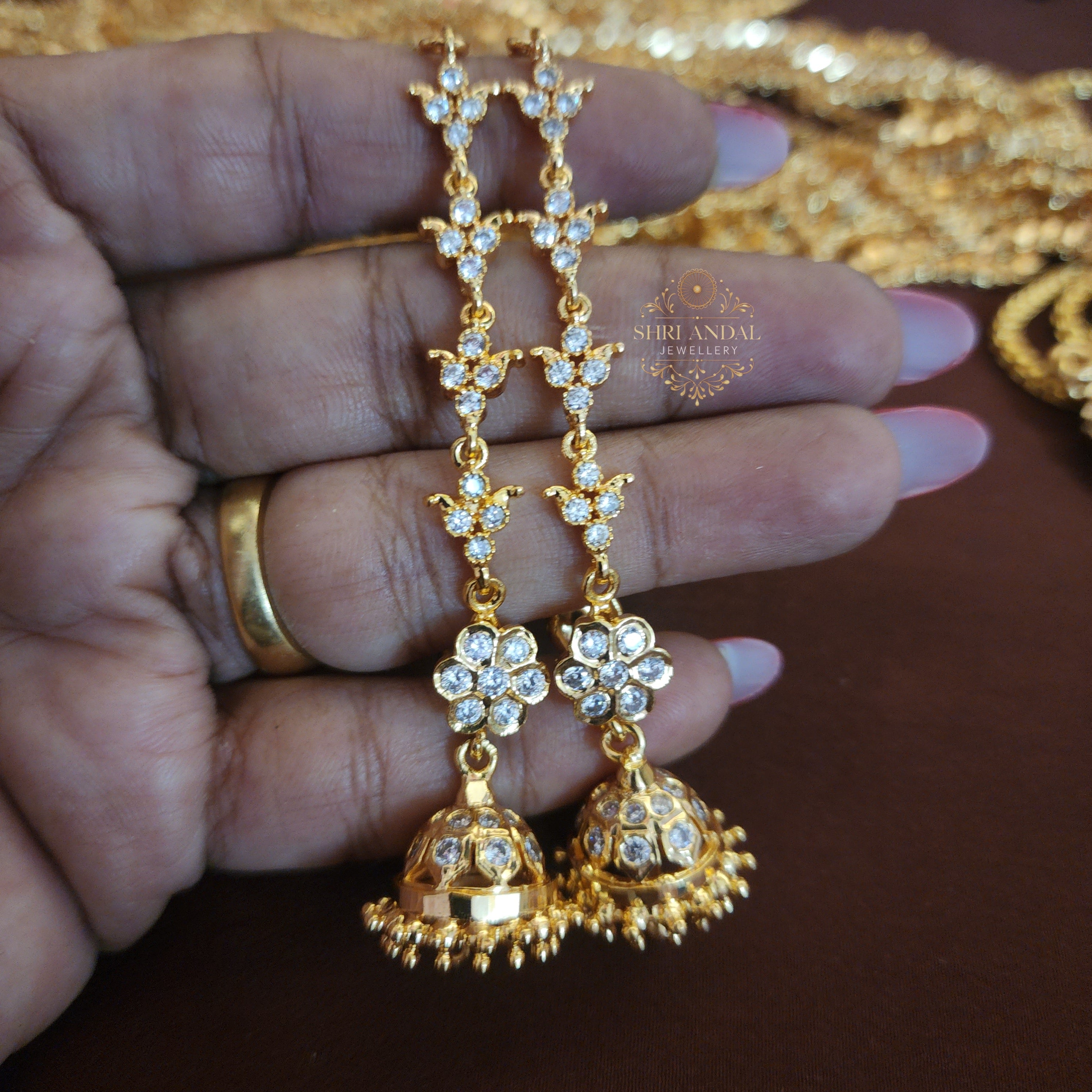 White Elegant Mattal kammal Jimikki