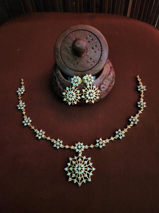 Ad Necklace Set